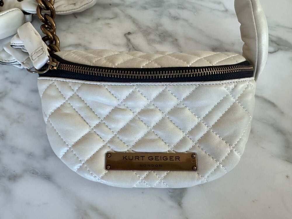 Kurt Geiger London quilted sling crossbody belt bag, cream-white-NWT - Picture 3 of 8